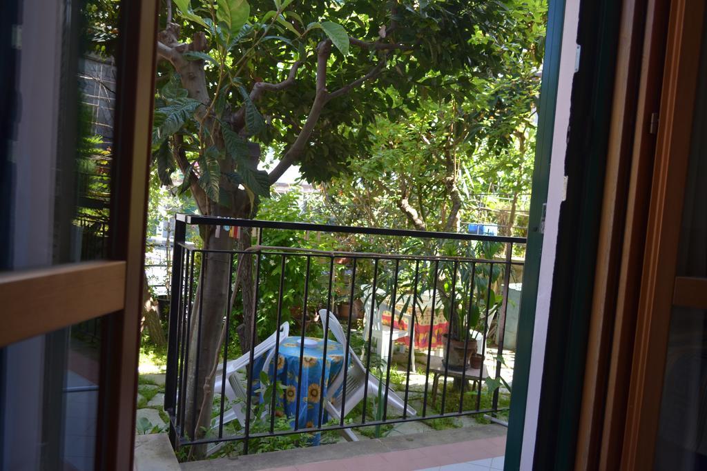 Hotel Luciano Riomaggiore Esterno foto